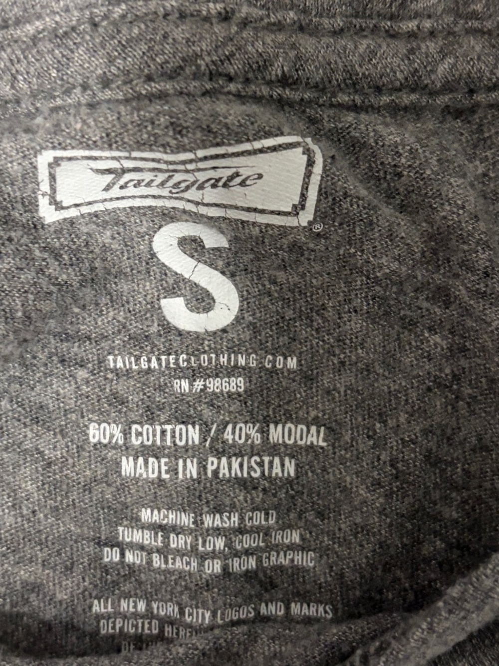 Women's Tailgate NYC Parks & Rec Gray Crew Neck T-Shirt - SMALL - Picture 3 of 4